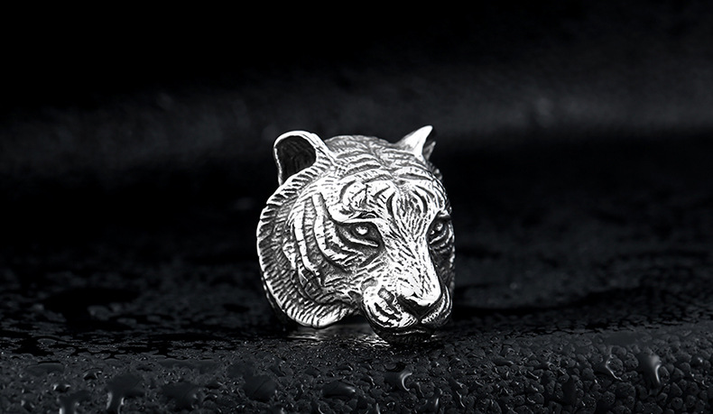 钢铁战士民族风饰品批发 钛钢戒指 男士霸气东北虎头指环一件代发