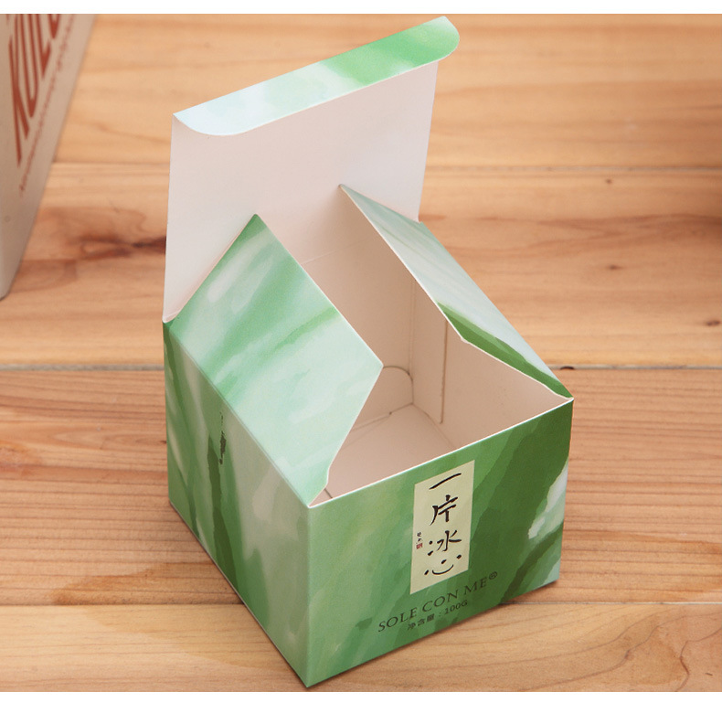 定制高档白卡纸银卡纸化妆品护手霜面霜压纹彩色包装盒纸盒子定做