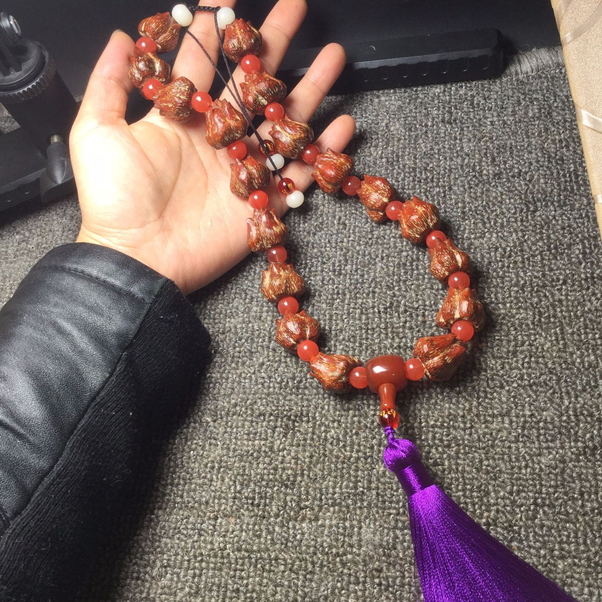 滴血莲花菩提手串 滴血莲花菩提子手链 滴血莲花提珠 5-7瓣混穿