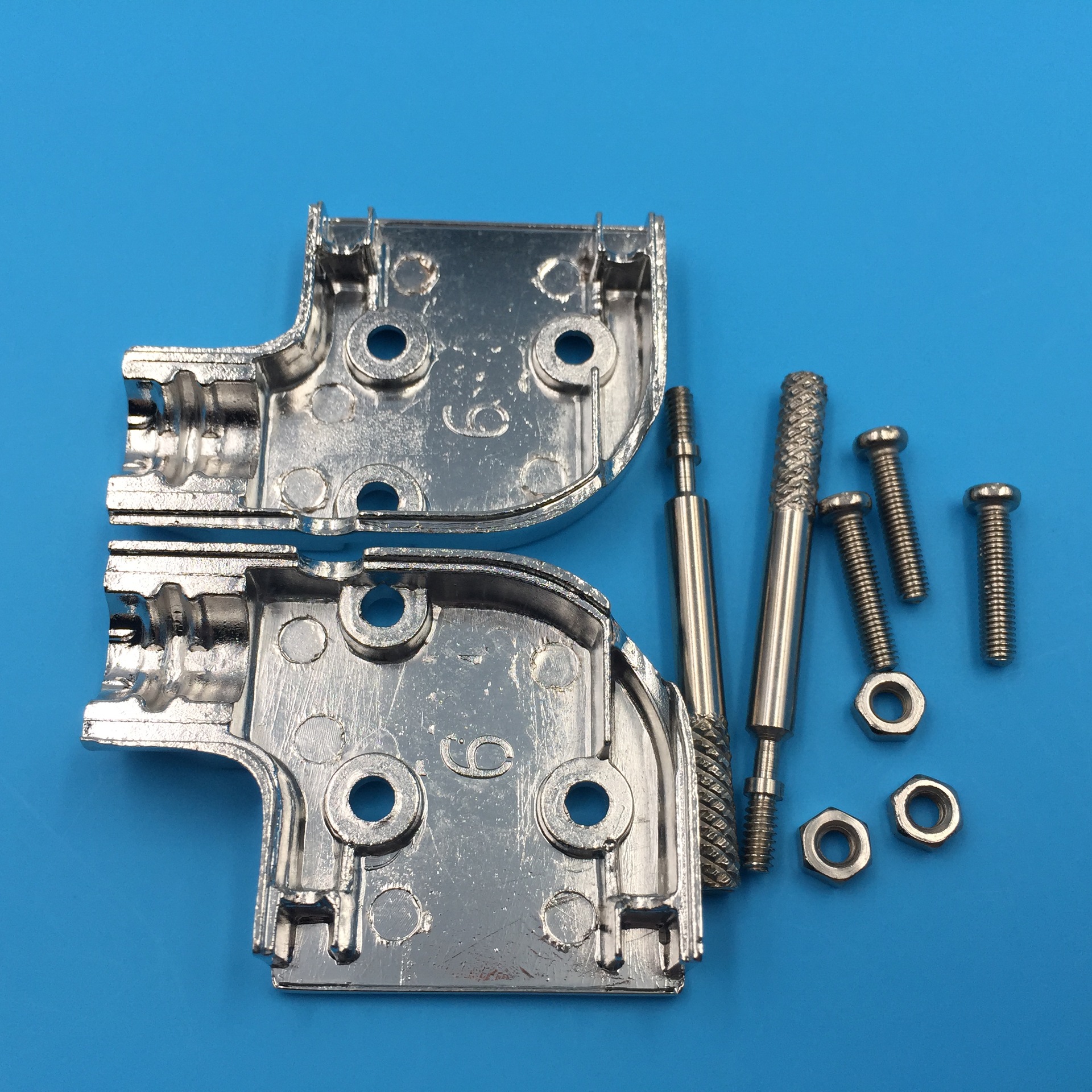 厂家直销db9p金属外壳 db9 90度弯口出线锌合金外壳d-sub外壳铁壳