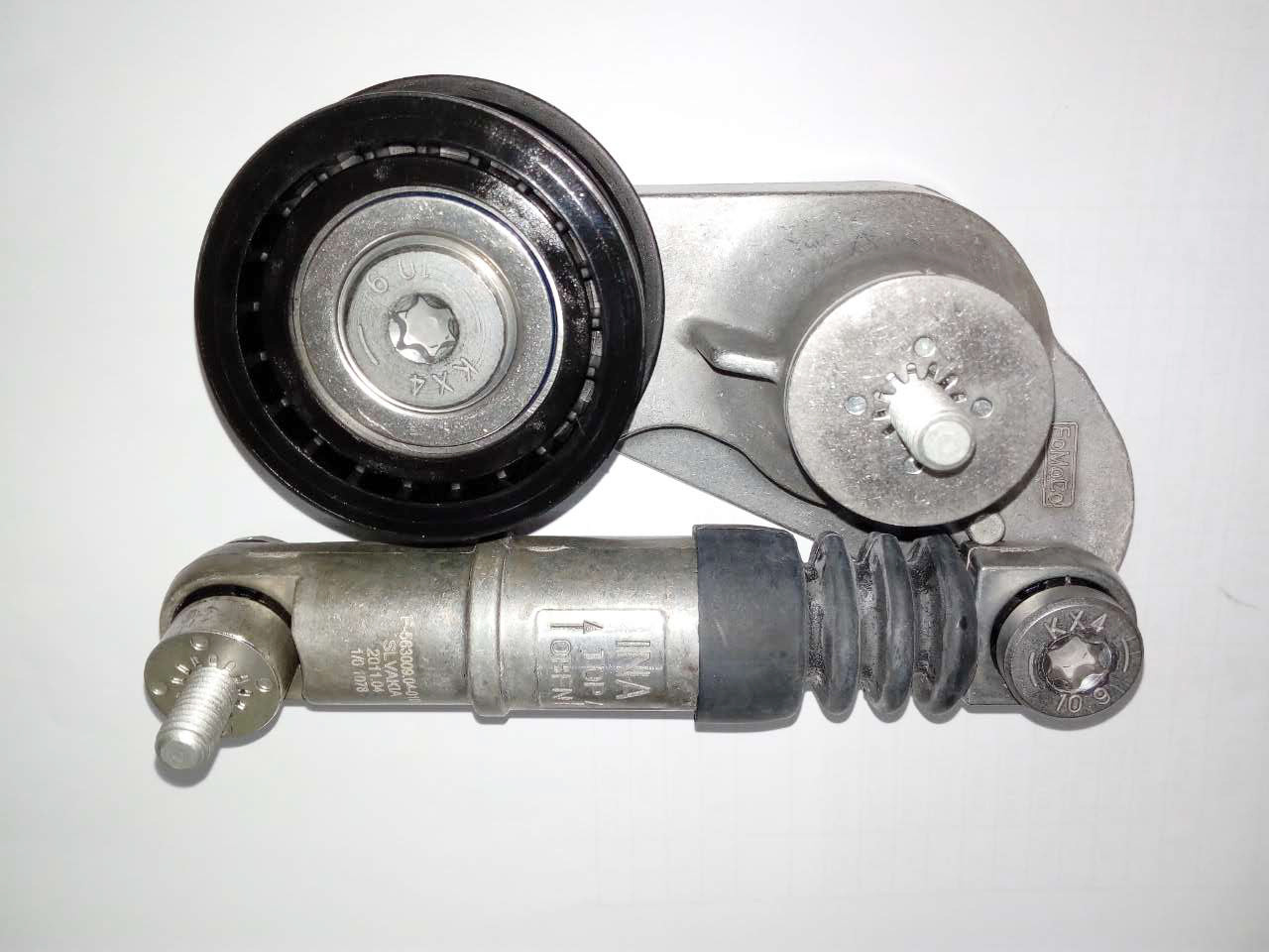 汽车张紧臂 张紧轮 皮带轮 适用路虎极光 lr034128