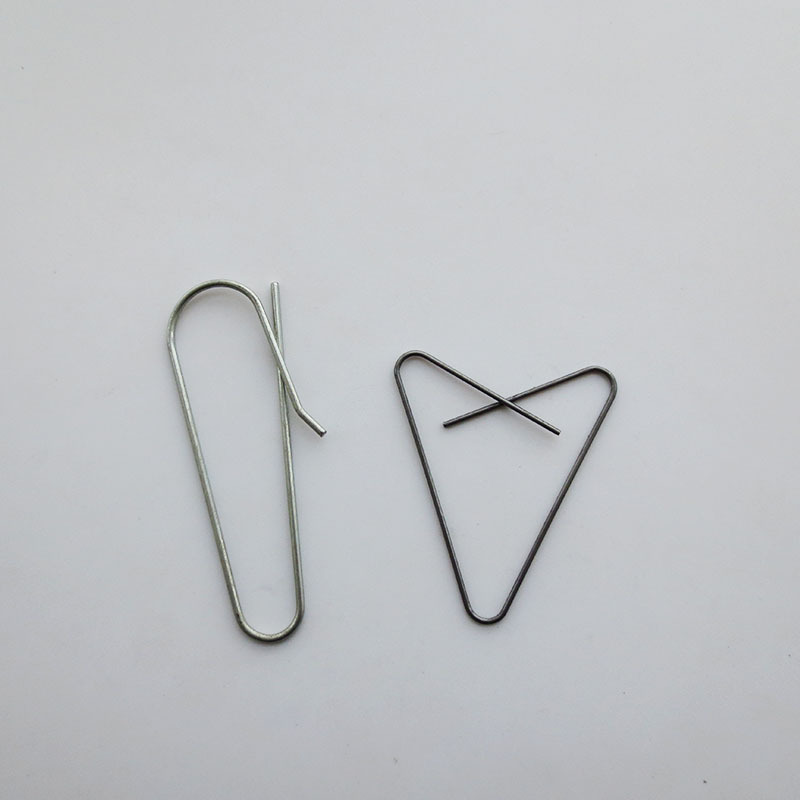 大量供应线型钢材标牌挂钩 吊牌挂钩 标牌挂钩 标牌镀锌挂钩