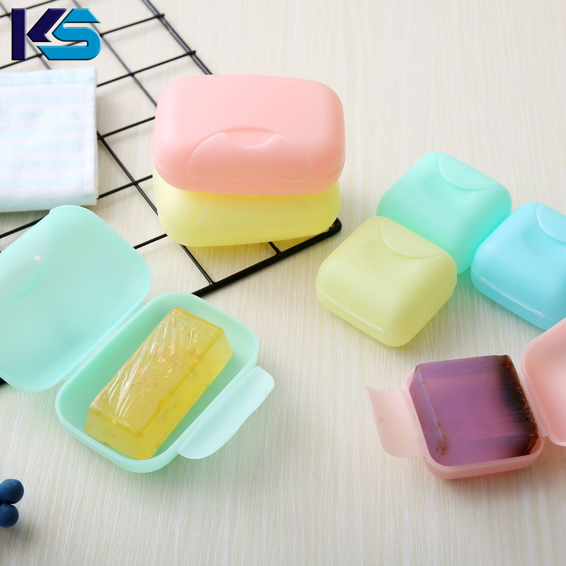 促销糖果色创意旅行肥皂盒便携式方形皂盒带盖香皂手工皂盒子