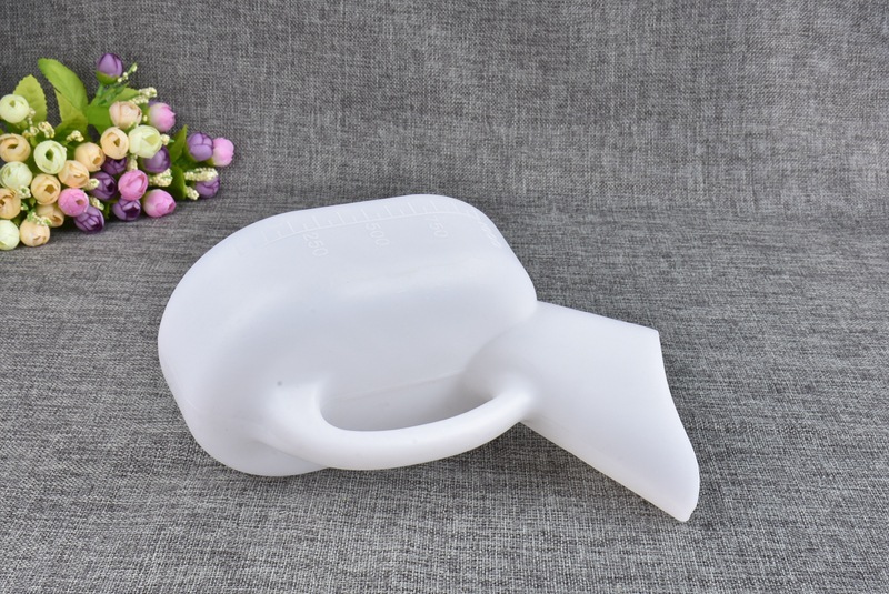 厂家直销 医用尿壶 1000ml女式 厂家批发尿壶