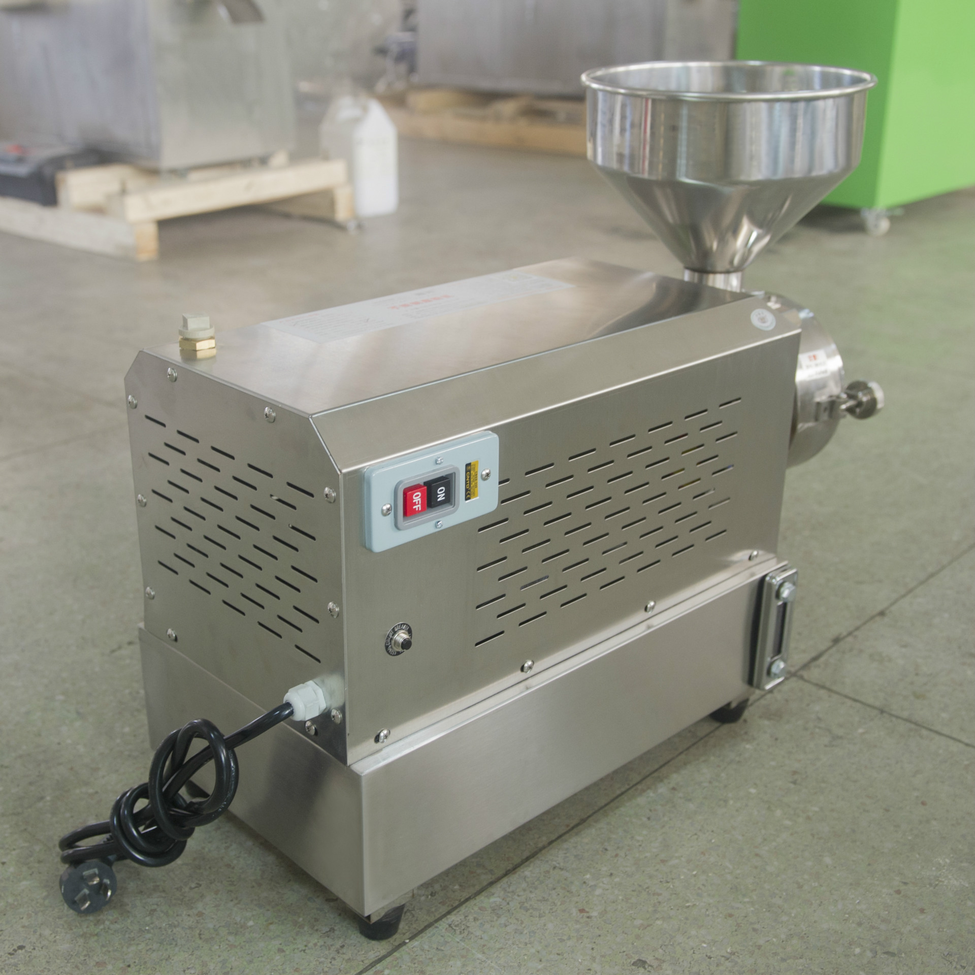 超细200目新水冷磨粉机,芝麻不锈钢磨粉机五谷杂粮,新款研磨机