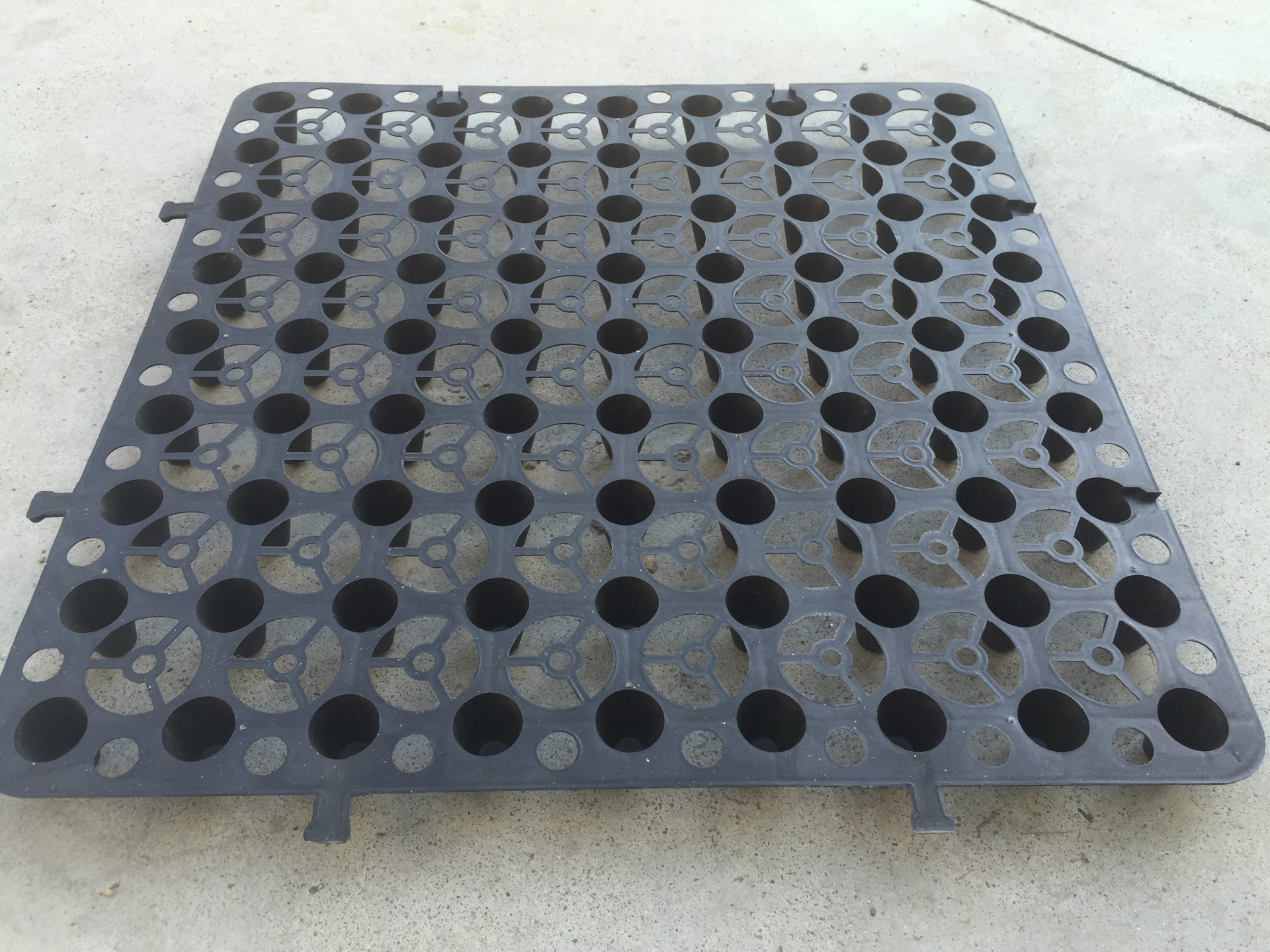 直销批发屋顶绿化塑料滤水板 3公分hdpe滤水板