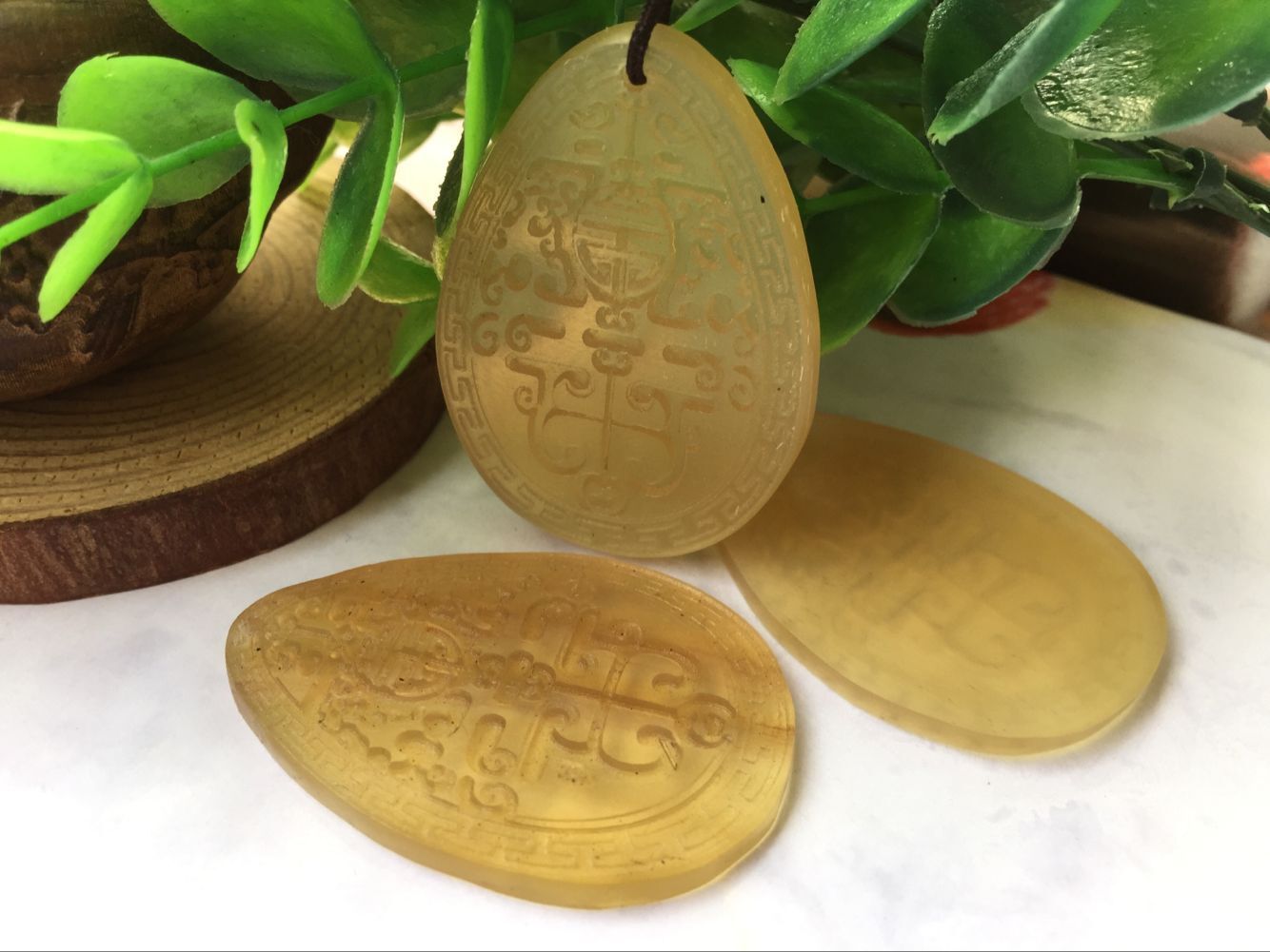 厂家供应天然羊角摸金符护身符 羊角摸金符护身符 羊角配饰