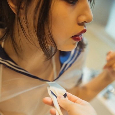 selebritee瑞可制服诱惑情趣内衣批发透明学生装四件套aql202