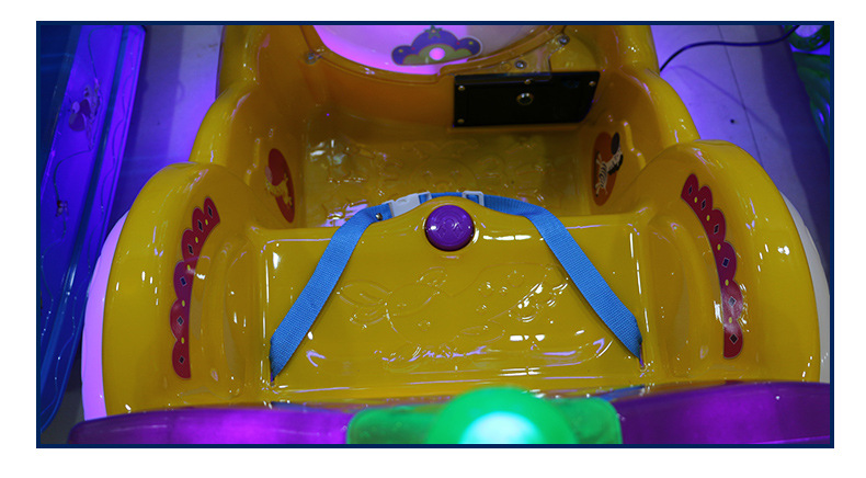 2019年新款儿童摇摇车电动投币奇妙鹿乐园长颈鹿摇摆机优有乐工厂