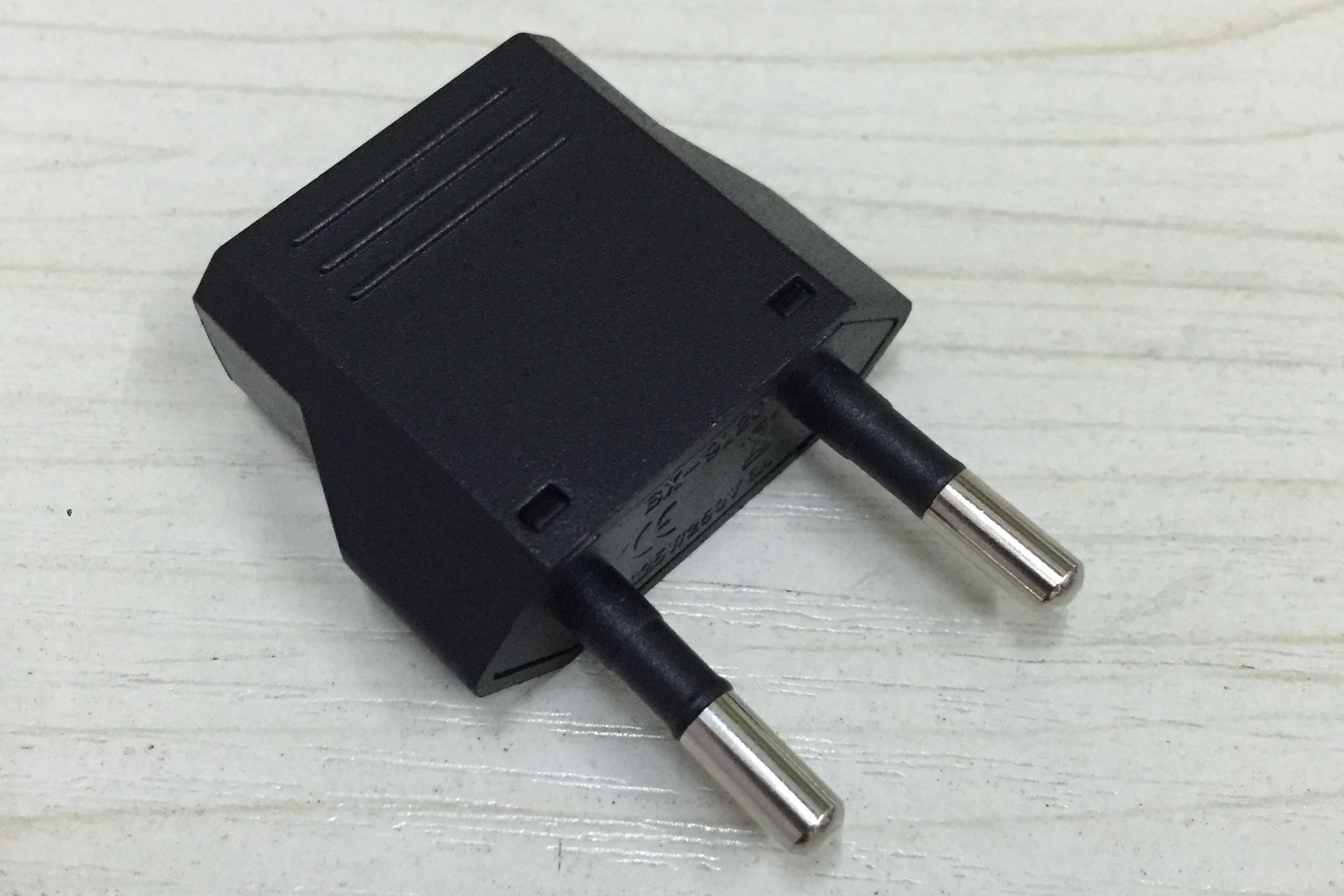 便携欧规旅游转换头美规转换插头国标手机充电头转接头适配器批发