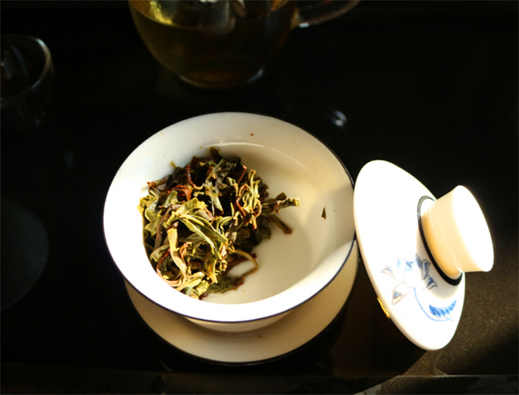 2017昔归古树普洱茶精制100克小饼