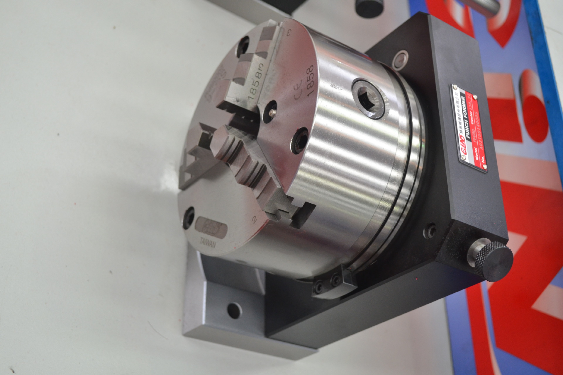 成型器 卡盘式冲子成型器三爪 冲子成型器 筒夹冲子研磨器