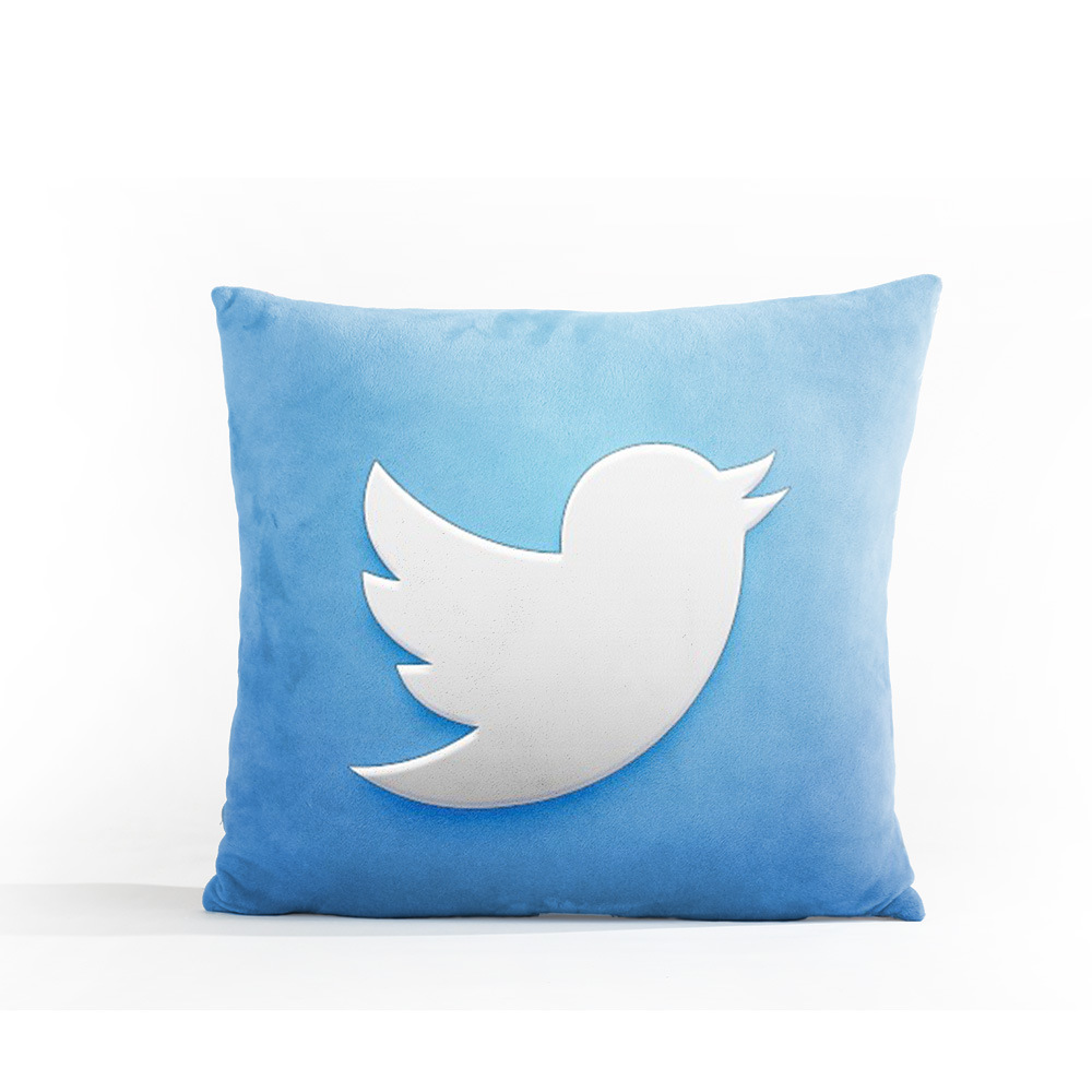 加工飞信图案logo抱枕 定制创意办公室抱枕 汽车腰枕 几何抱枕套