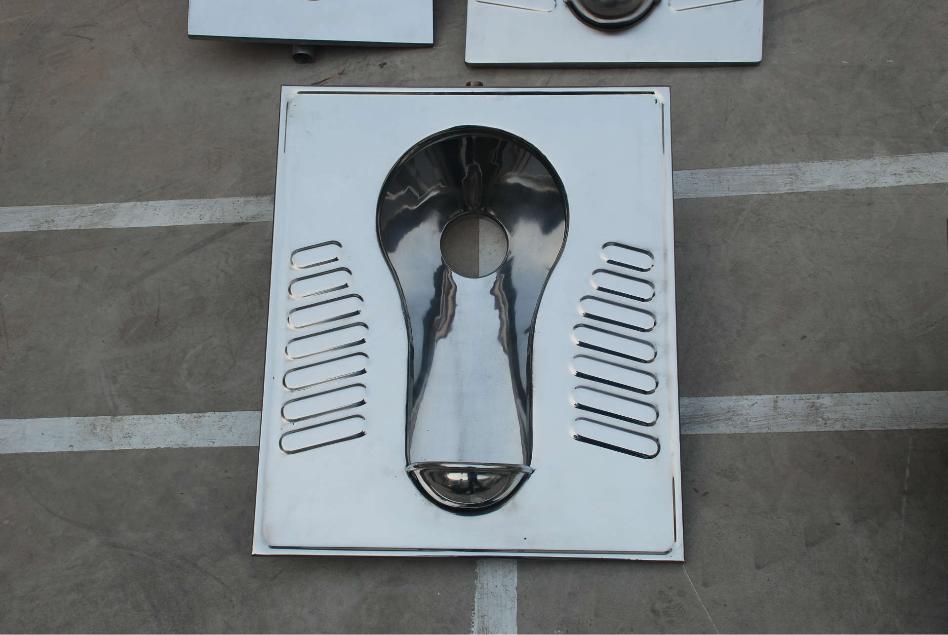 供应环保厕所不锈钢水冲蹲便器