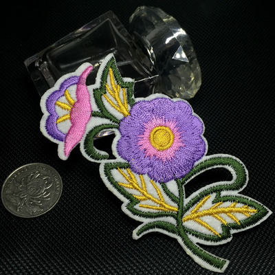 刺绣花徽章可烫缝衣服裤子补丁贴喇叭花大花卉系列布贴来图定制