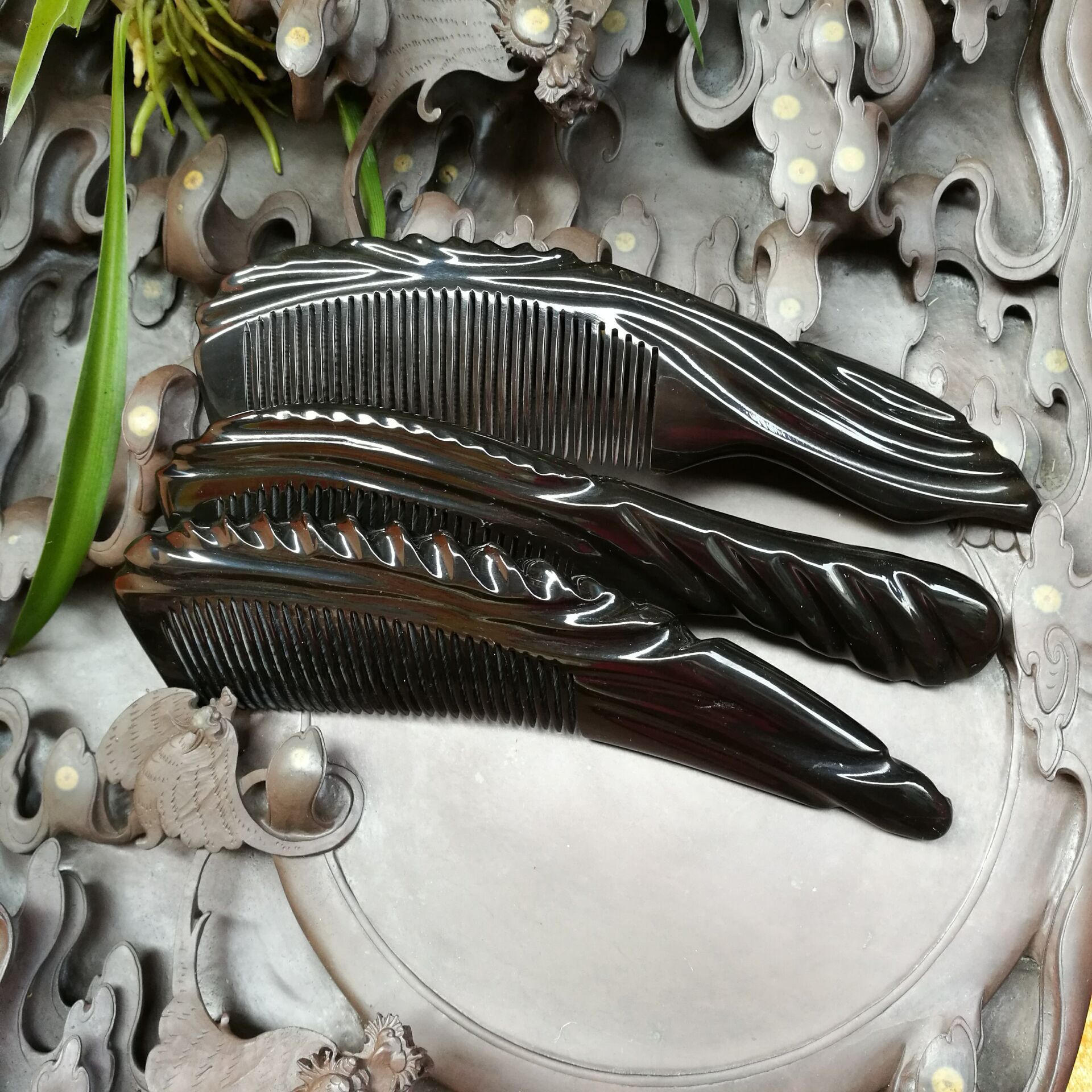 厂家批发 黑角梳 18-19cm牛角梳 新款加厚牛角梳防静电美发梳