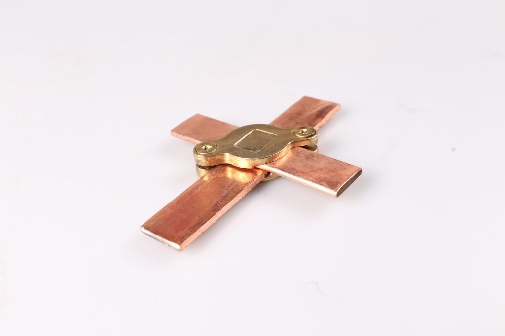 佰利嘉防雷接地线夹批发定制导体连接金具厂家供应