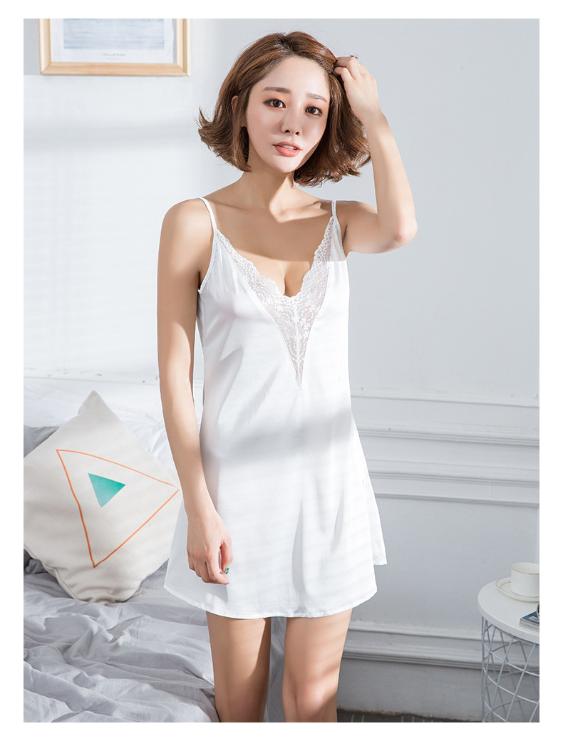 睡裙女士2018新款南韩丝性感吊带睡衣蕾丝透明深v短裙家居服