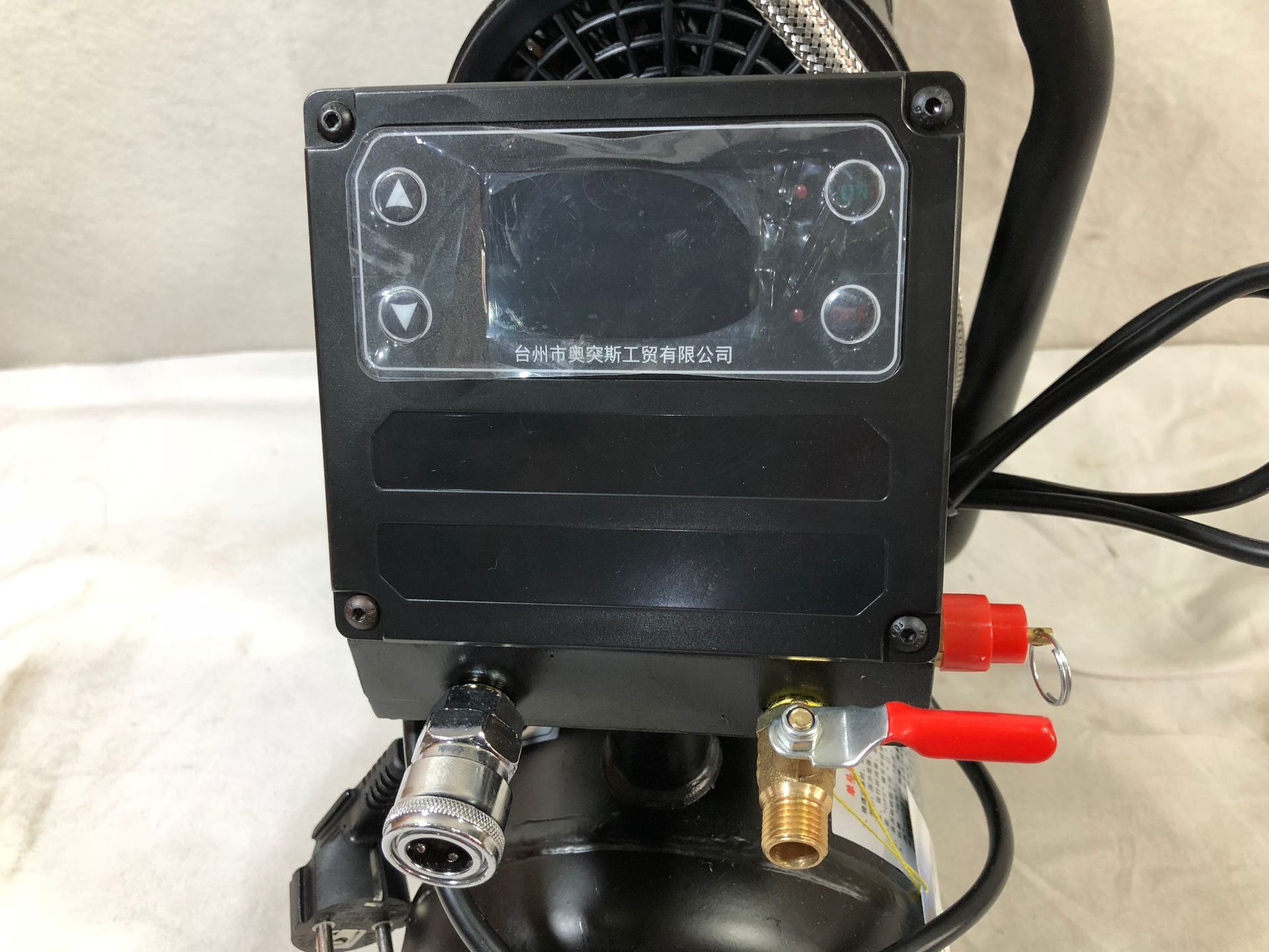 奥突斯550-8智能款无油静音铜空压机气泵空气压缩机16199号16kg