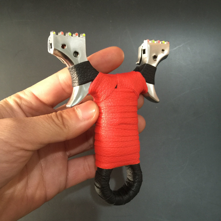 藏羚羊弹弓缠皮羊弹弓厂家直销弹弓户外竞技