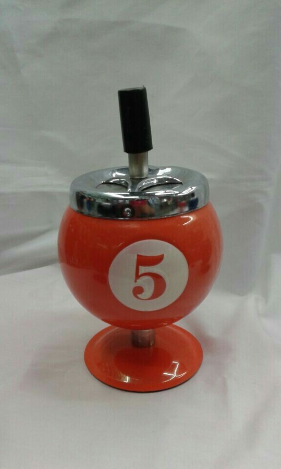 Factory Direct Supply Billiards Table Ball Creative Ashtray Professional Production