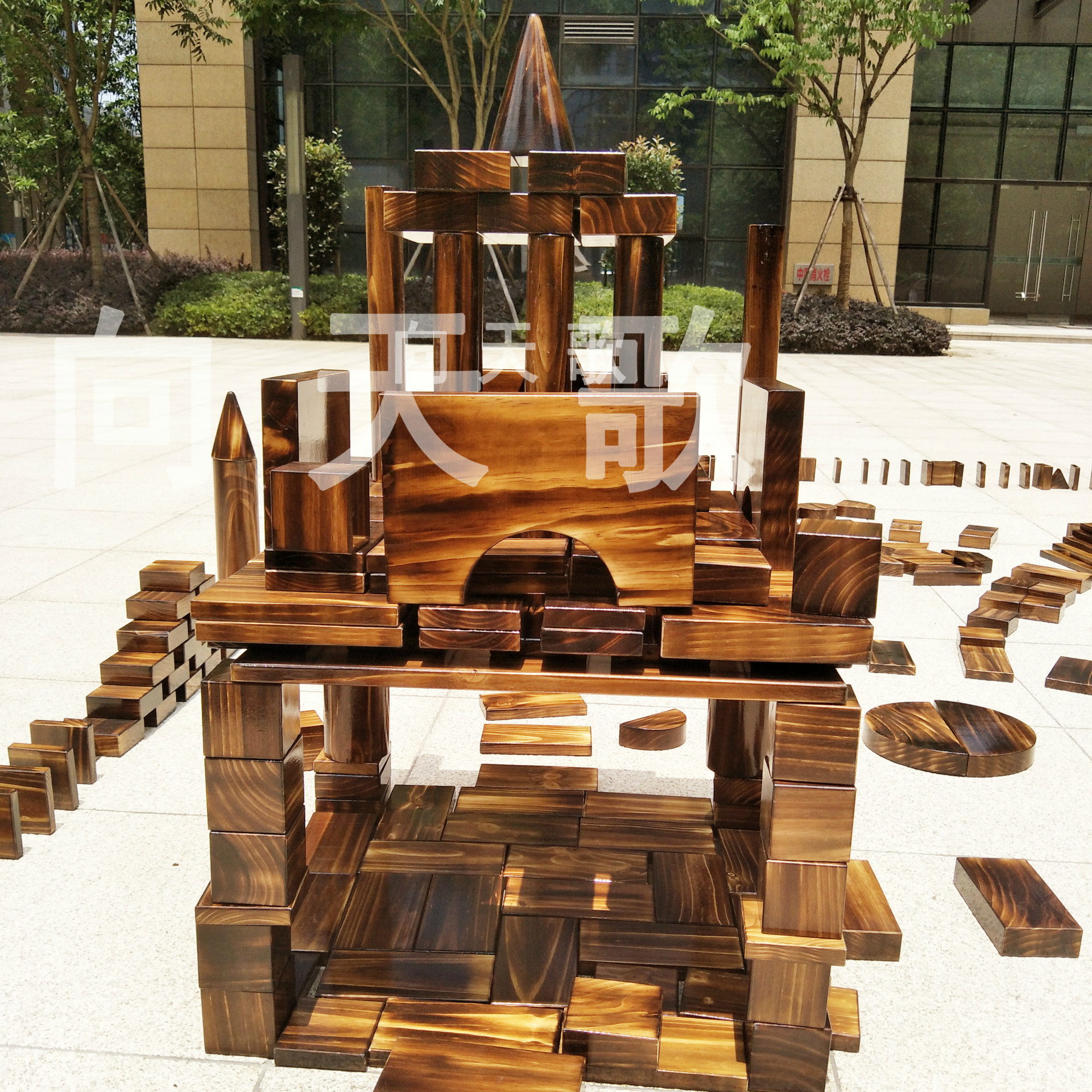 厂家生产 户外大型碳化积木 幼儿园炭烧积木 儿童团队游戏积木