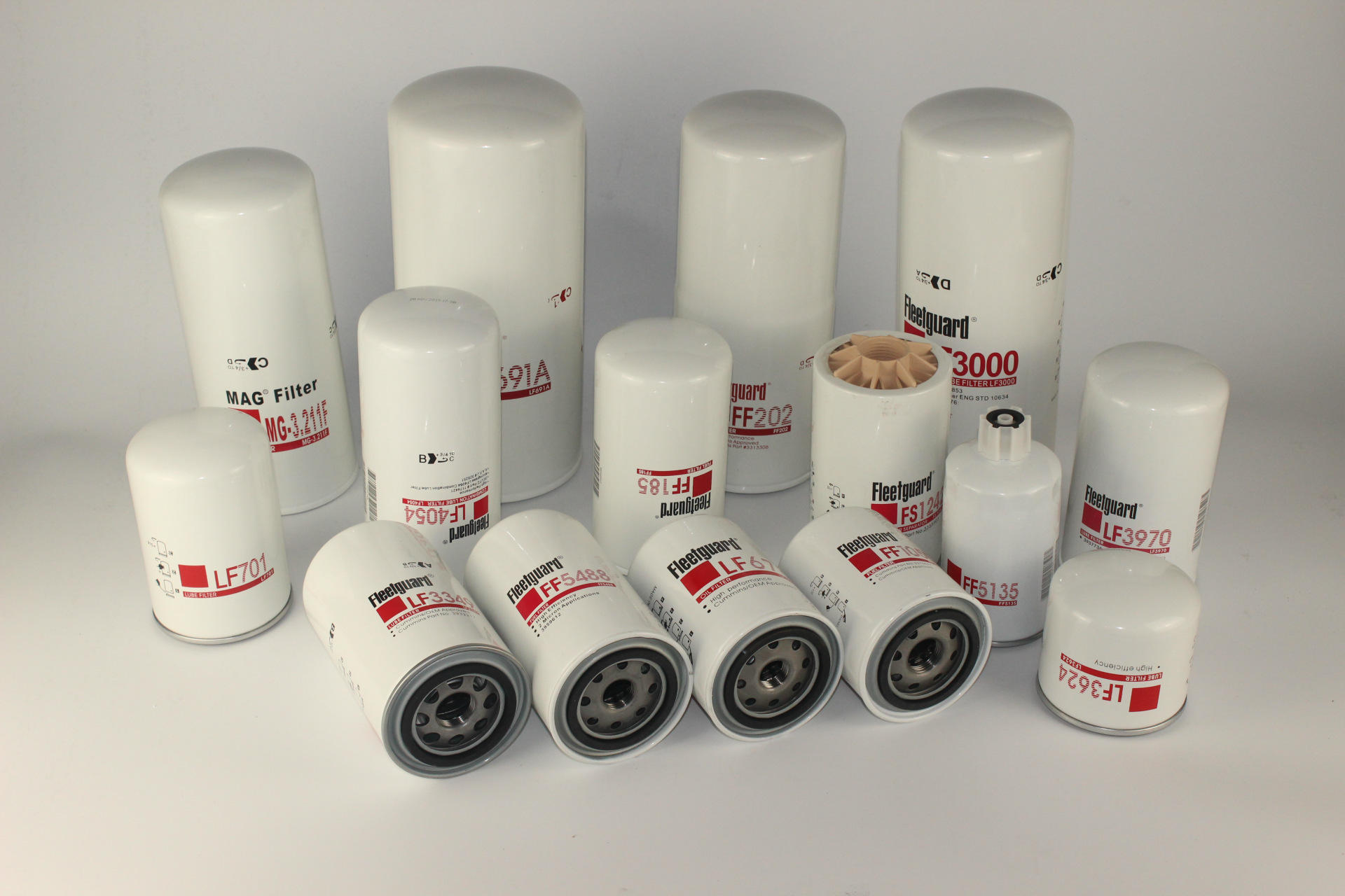 供应康明斯柴油滤清器fs19922