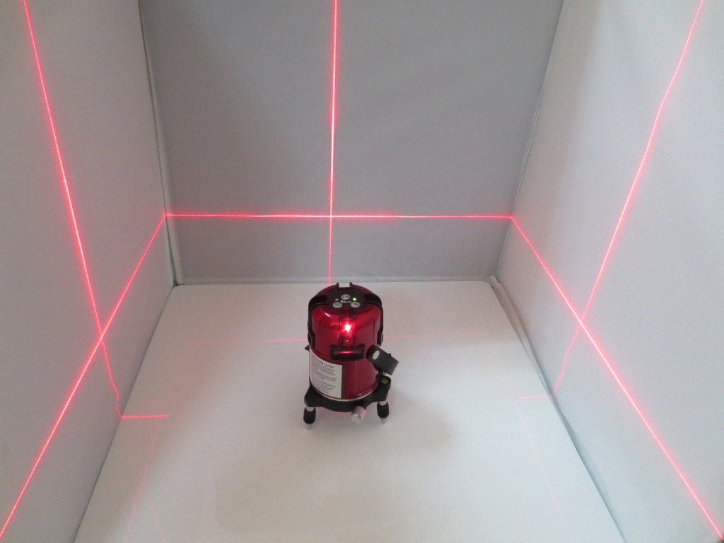 8线激光水平仪装修放线用水平仪8线1点红外线投线仪定位灯红光