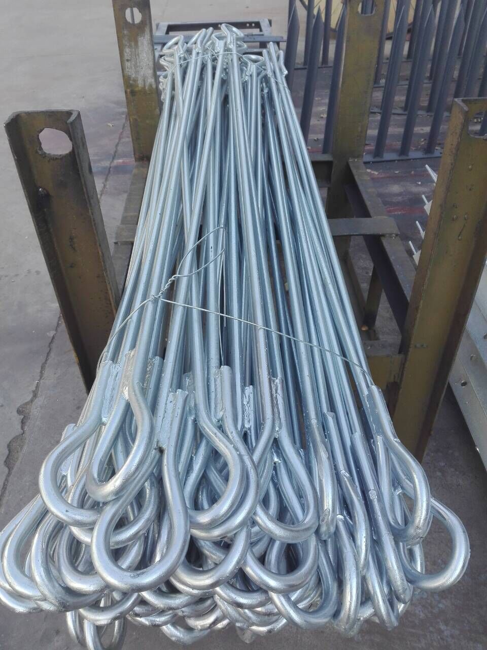 新疆供应施工 热镀锌拉线棒 单双耳 拉线地锚 电力器材 z