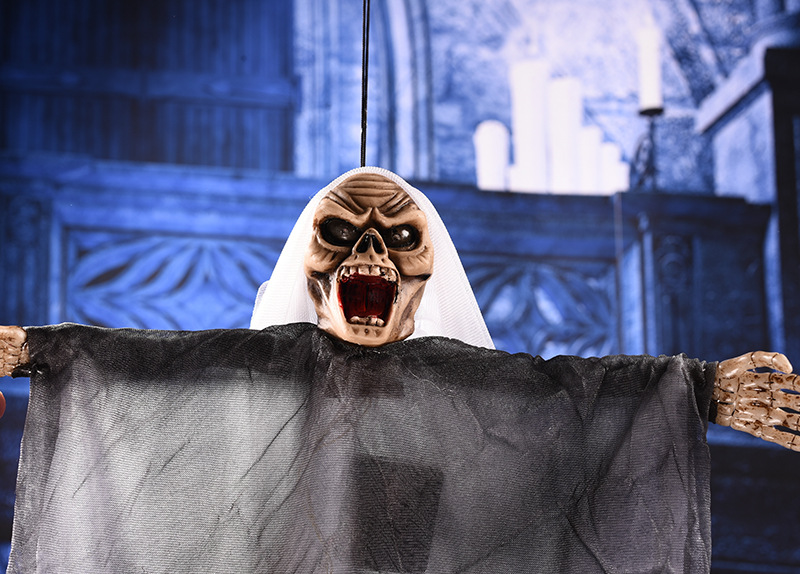 万圣节吊鬼巫婆挂件装饰电动骷髅声控吊死鬼道具恐怖整蛊玩具批发