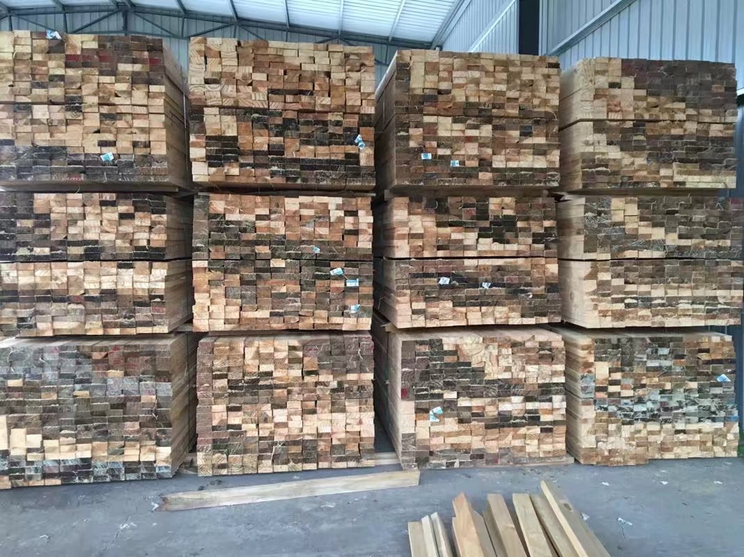 厂家直销,工地用木方,木板,加工定制各种尺寸,量大
