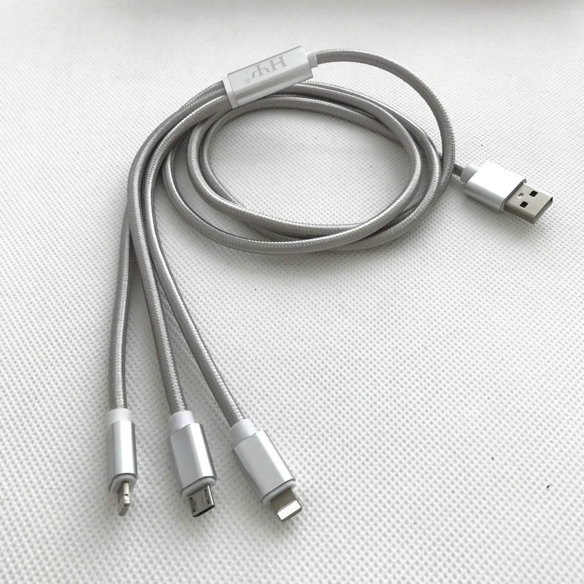 一拖三多功能数据线type-c安卓苹果三合一多头通用手机充电器线