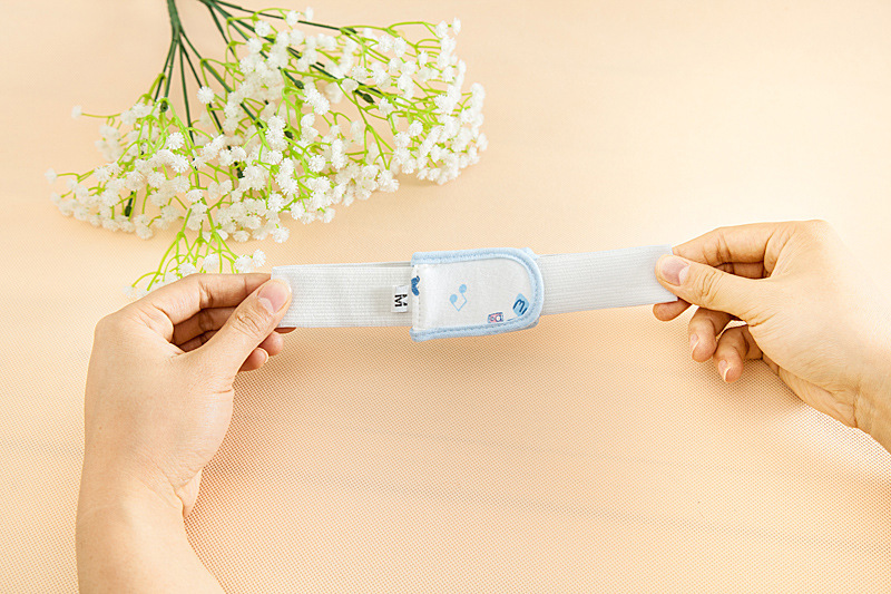 婴儿尿布扣 可调节加宽松紧带新生儿宝宝扣尿片固定绑带2条1包