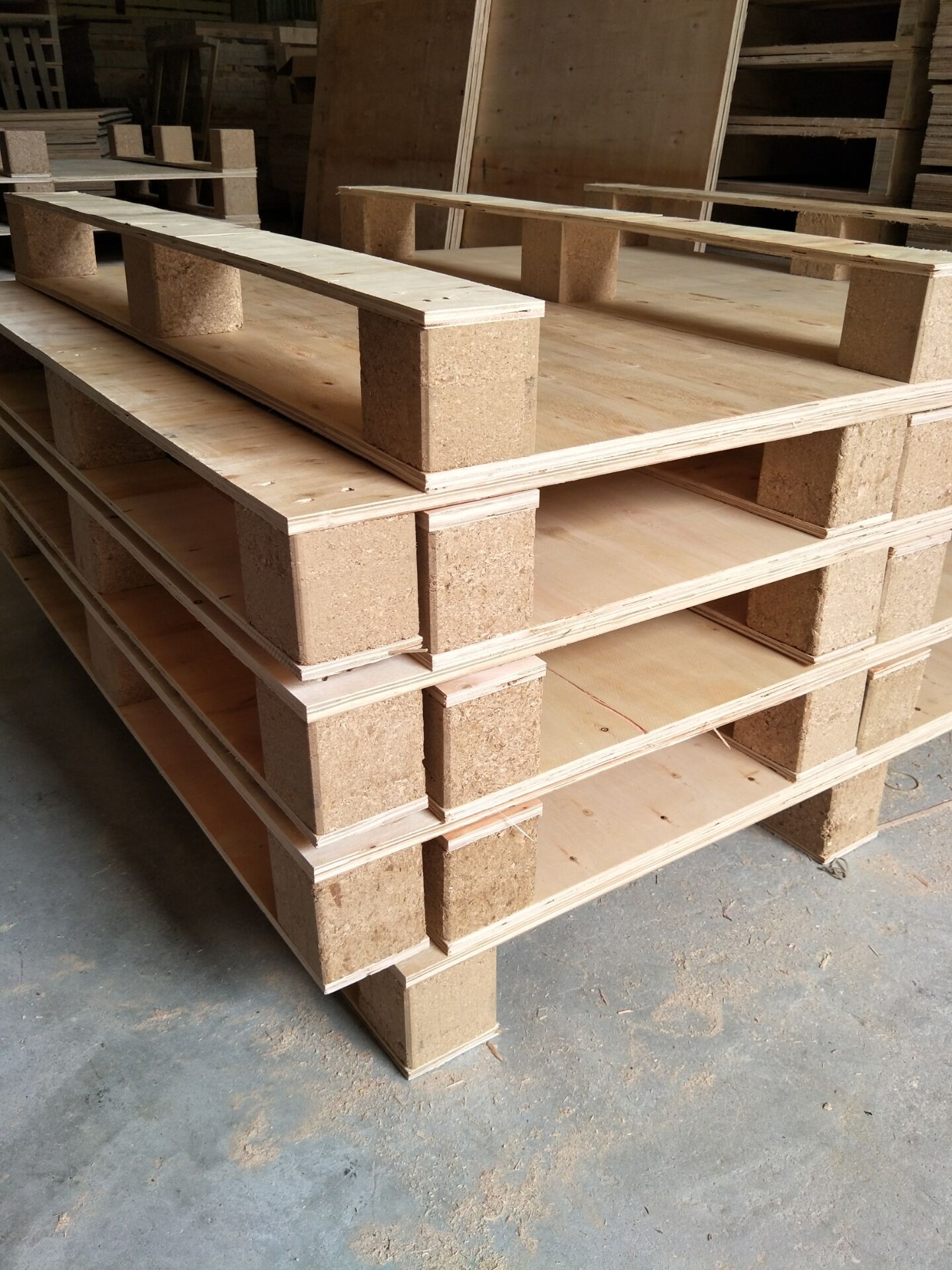 胶合卡板四面进叉出口卡板免熏蒸优质木栈板可直接出口木托盘