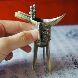 青铜合金爵杯帝王三角杯酒樽金属杯子装饰品铜工艺品酒杯喝酒道具