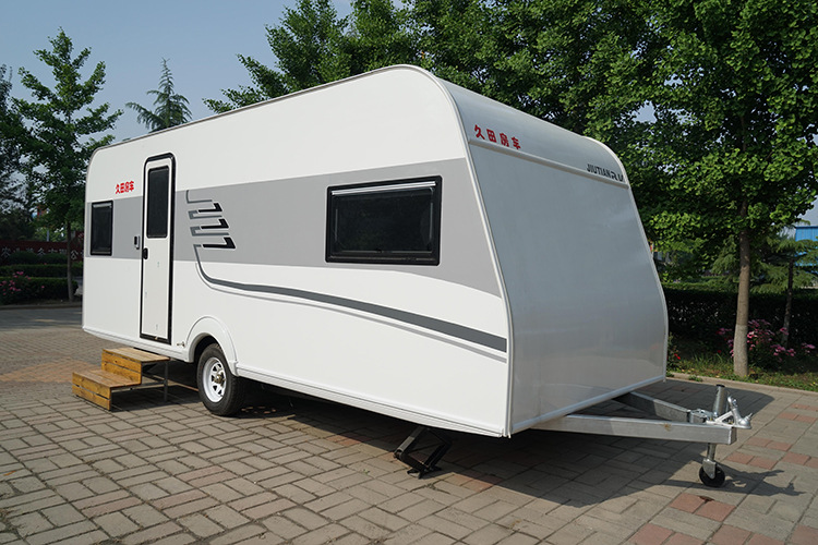 豪华版景点房车6米