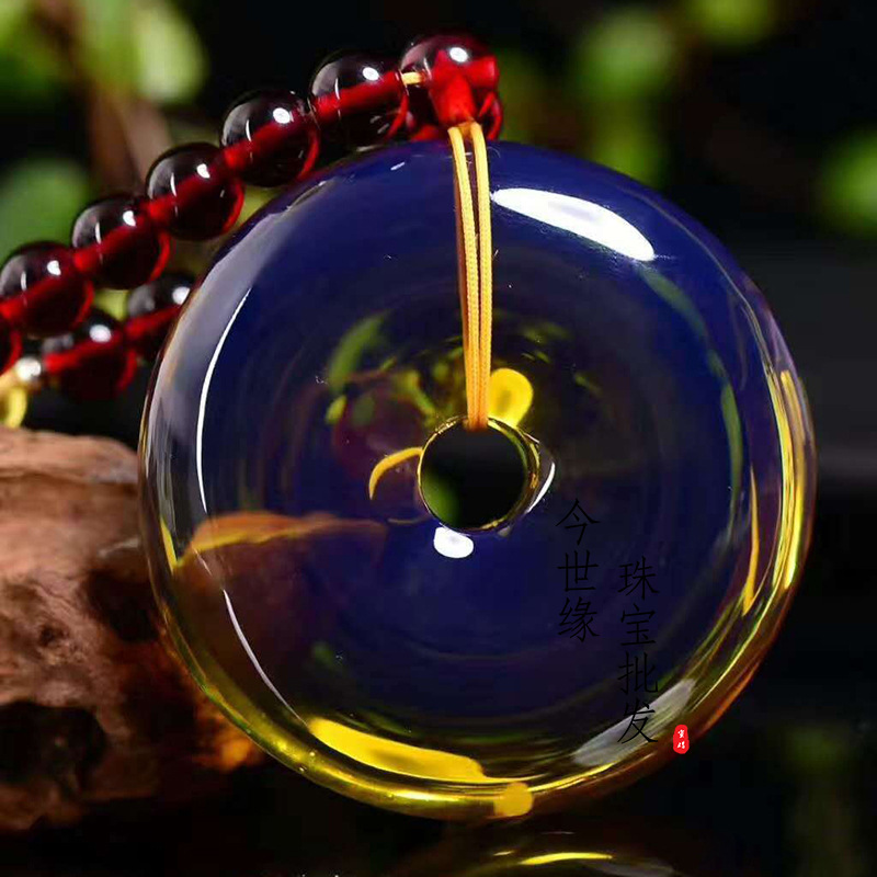 厂家直销   波罗的海蓝珀平安扣挂件送礼佳品男女款平安扣吊坠