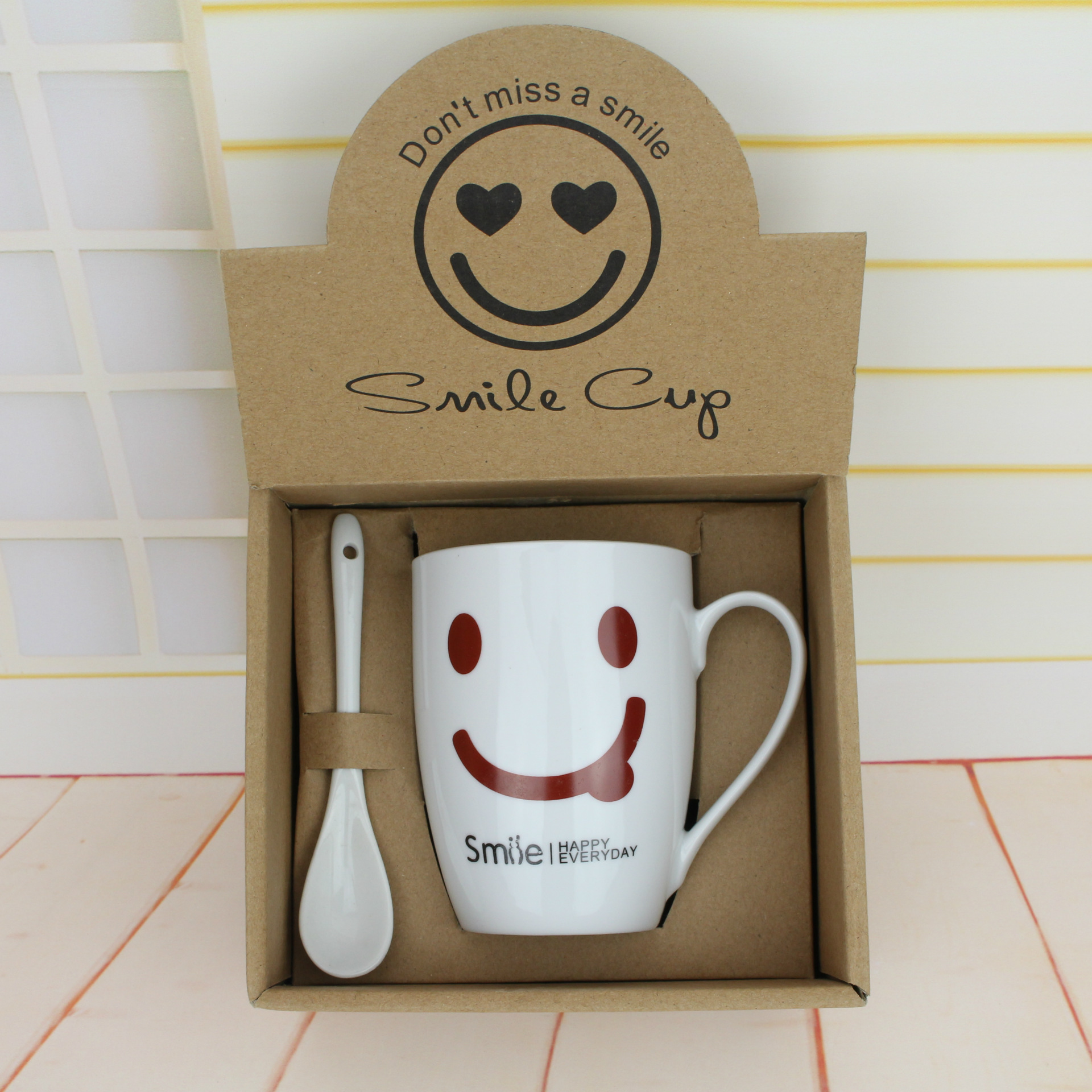 爆款笑脸马克杯 创意陶瓷杯子 咖啡杯 定制logo 礼品广告促销品