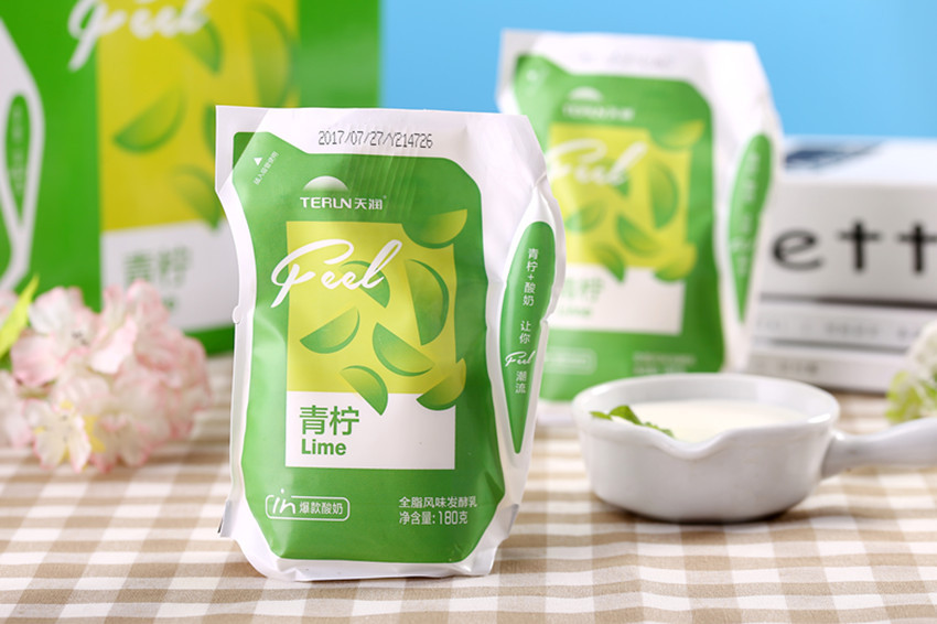 【包邮 只发京津冀】新疆天润青柠口味浓缩酸奶180g*12袋