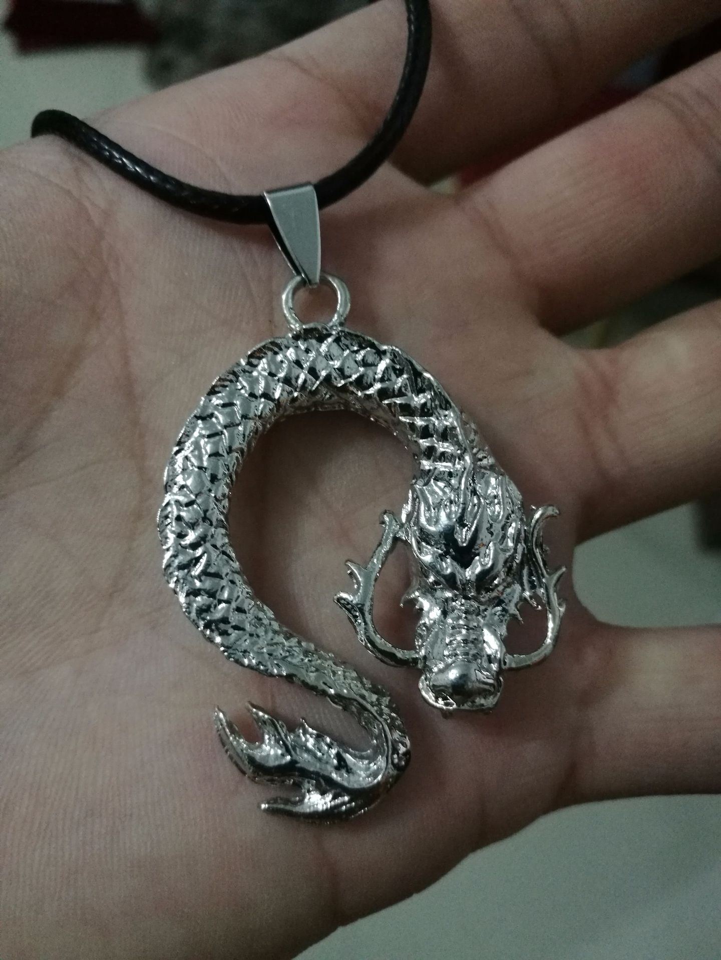 2017银龙吊坠男士龙头项链龙牌霸气男款项坠龙形生肖个性一件代发