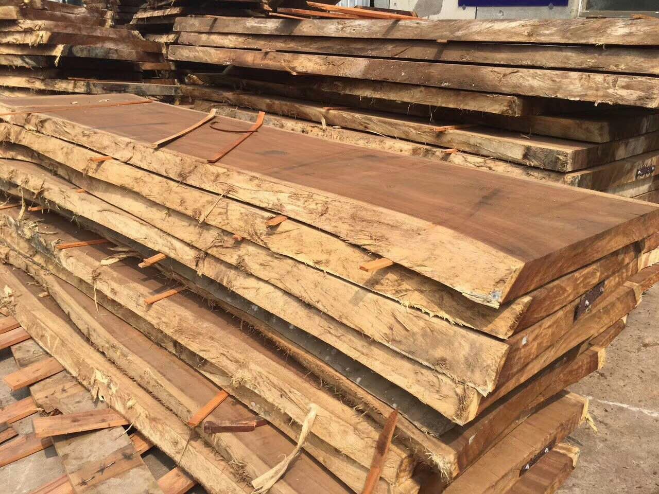 现货供应非洲优质黑胡桃实木板材 黑胡桃原木黑胡桃木大班台定制