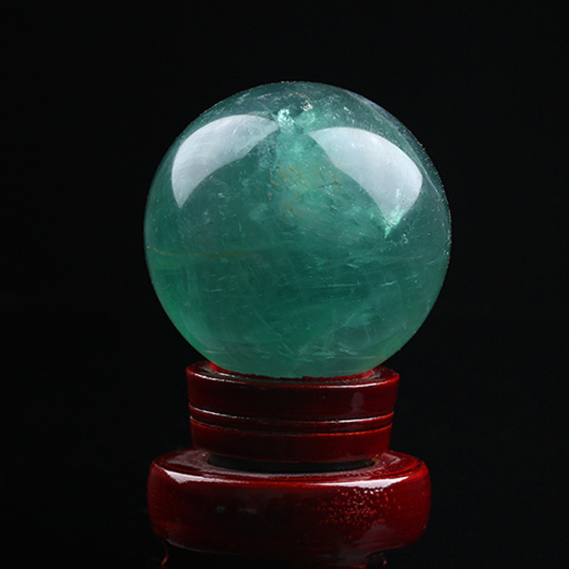 天然绿色水晶球绿萤石球摆件风水摆件属木利头脑多规格大