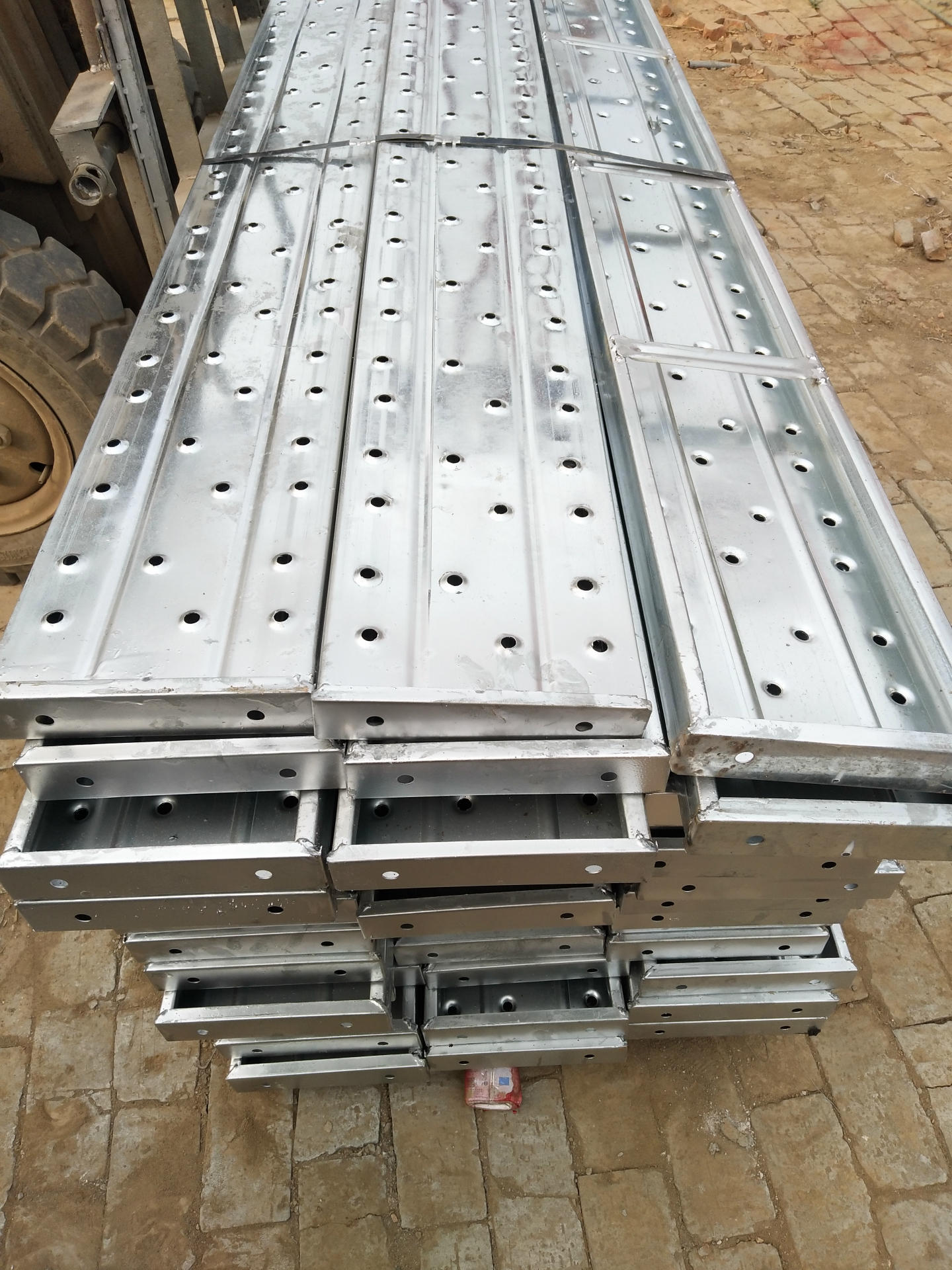 热镀锌钢跳板船用钢跳板抗压力强的热镀锌钢跳板厂家直销