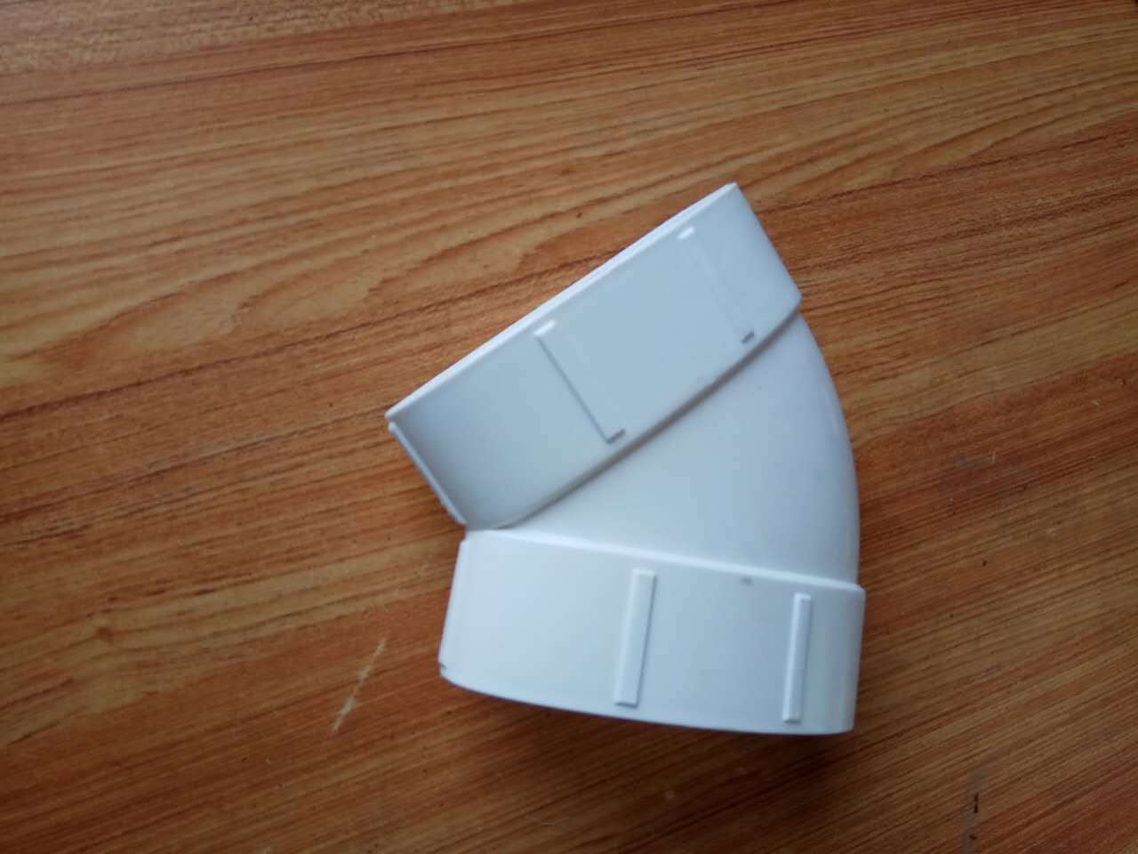 厂家直销upvc扁管配件移位器扁45度弯头直弯