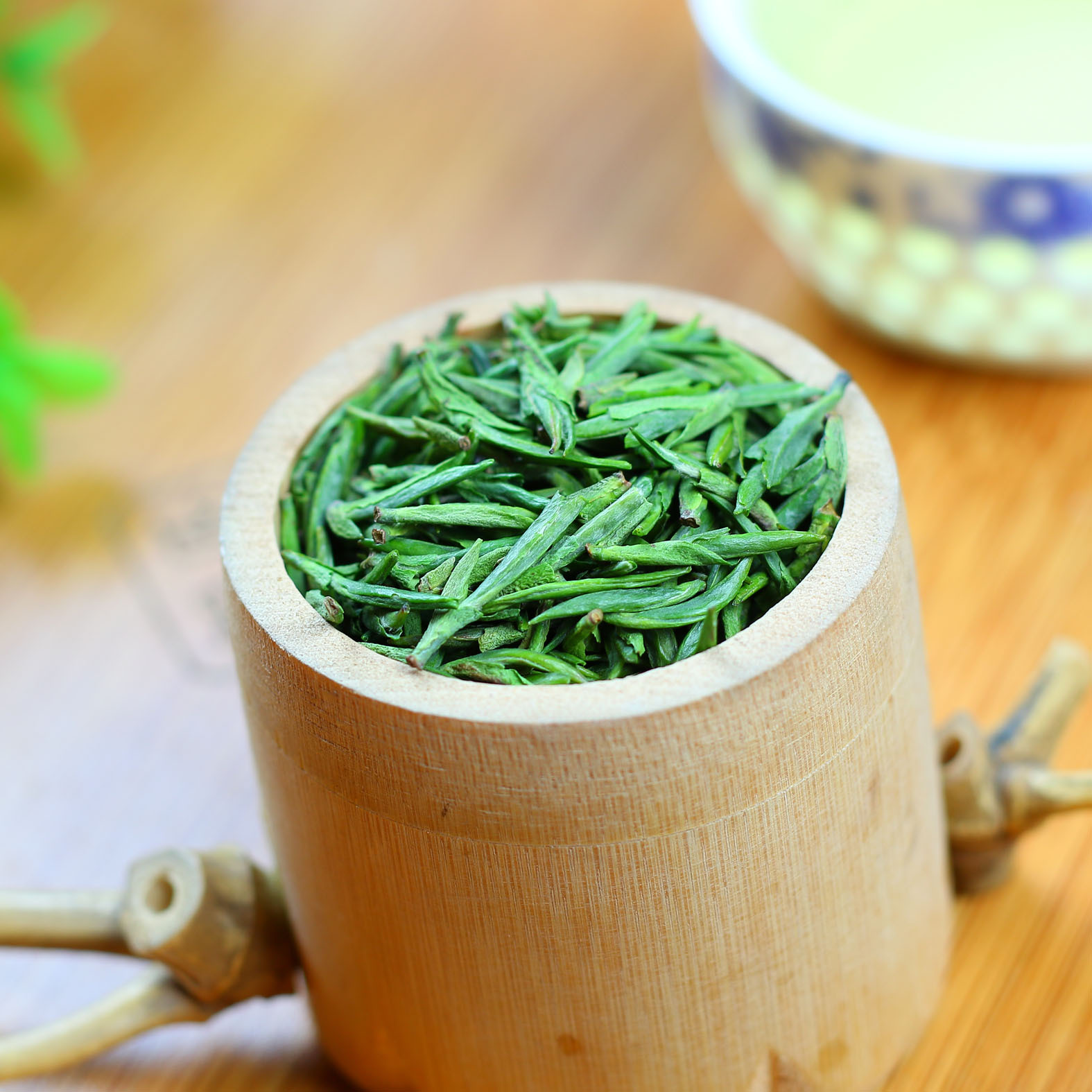 18年新茶雀舌峨眉山竹叶茶头采雀舌绿茶散装茶叶一件代发蒙顶石花