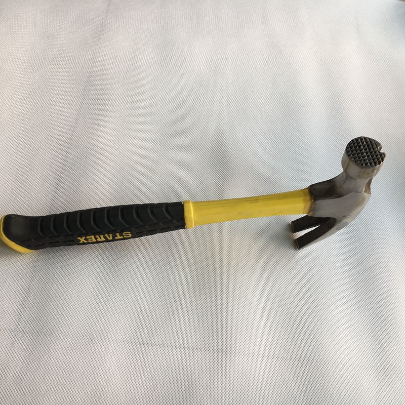 临沂五金工具 带磁羊角锤 加固包塑防滑 铁锤子厂家直销 铁榔头