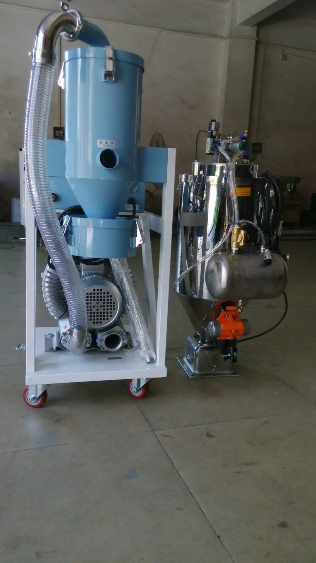 东莞上料机厂家直销原料输送上料机 全自动粉末吸粉机