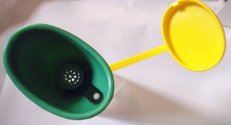 轻便洗眼器 手压式洗眼器 简易塑料喷水壶 蓝鹰ew6洗眼器