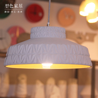 loft设计师创意个性艺术复古工业咖啡厅餐厅酒吧吧台过道水泥吊灯