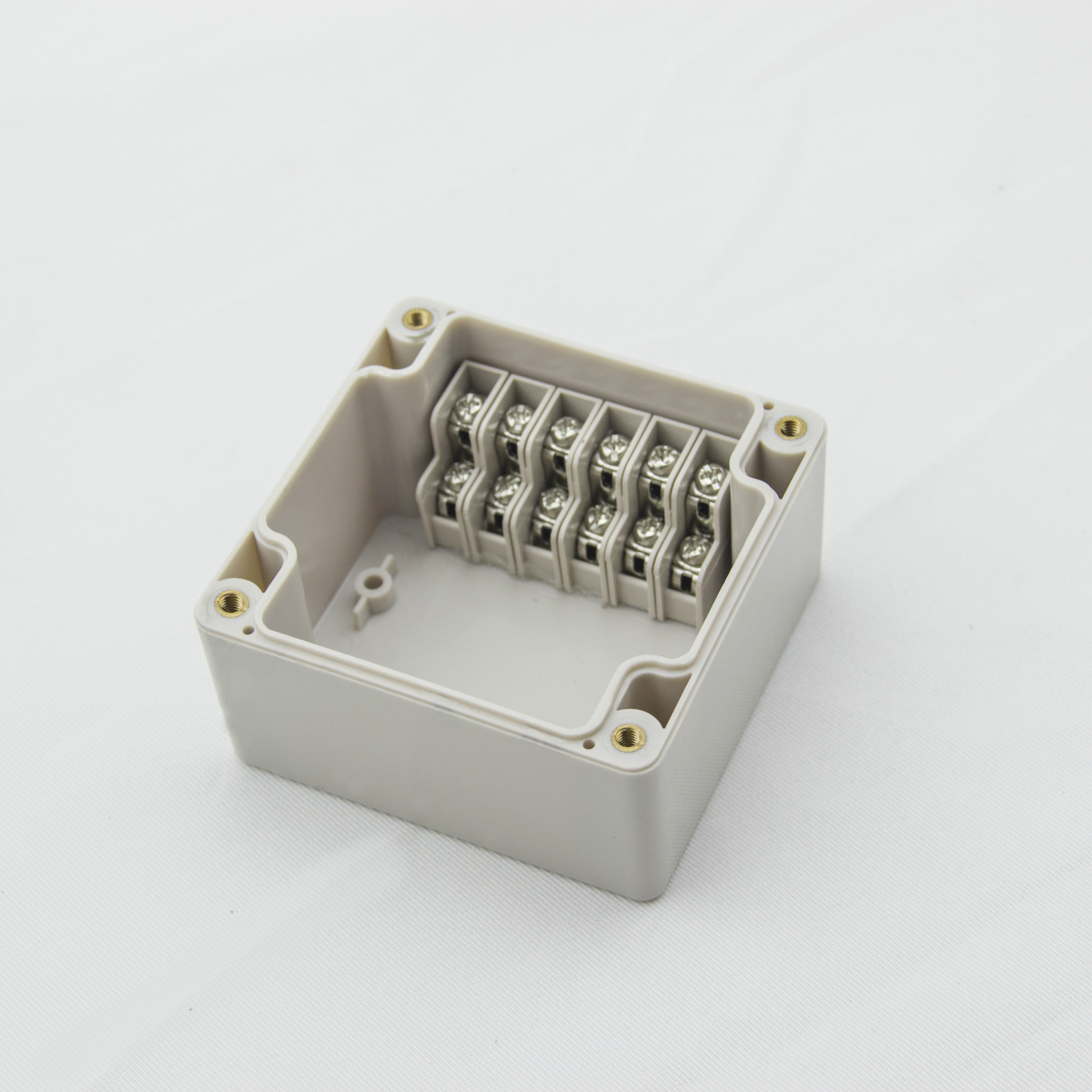 防水接线端子盒户外接线盒带端子塑料工控6p分线盒电源盒迎欣